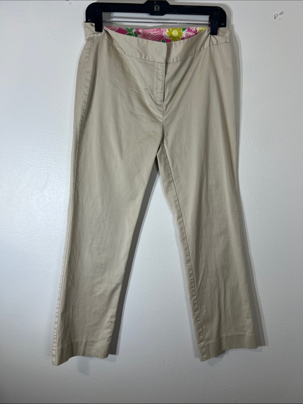 Lilly Pulitzer Beige Pants with Pink & Green Floral Waistband